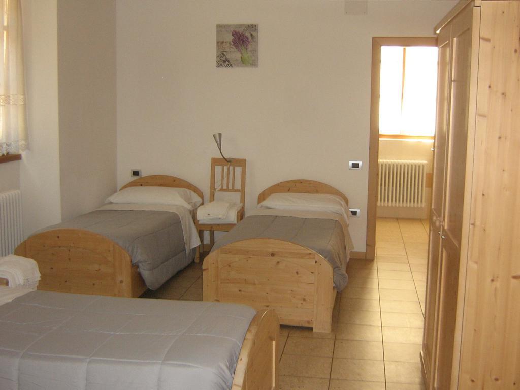 Taxus Hostel Pieve Tesino Екстериор снимка