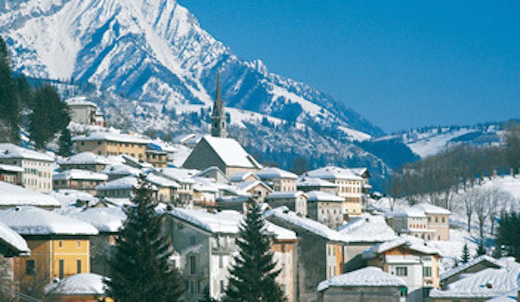 Taxus Hostel Pieve Tesino Екстериор снимка