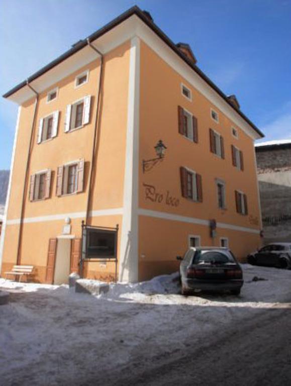 Taxus Hostel Pieve Tesino Екстериор снимка